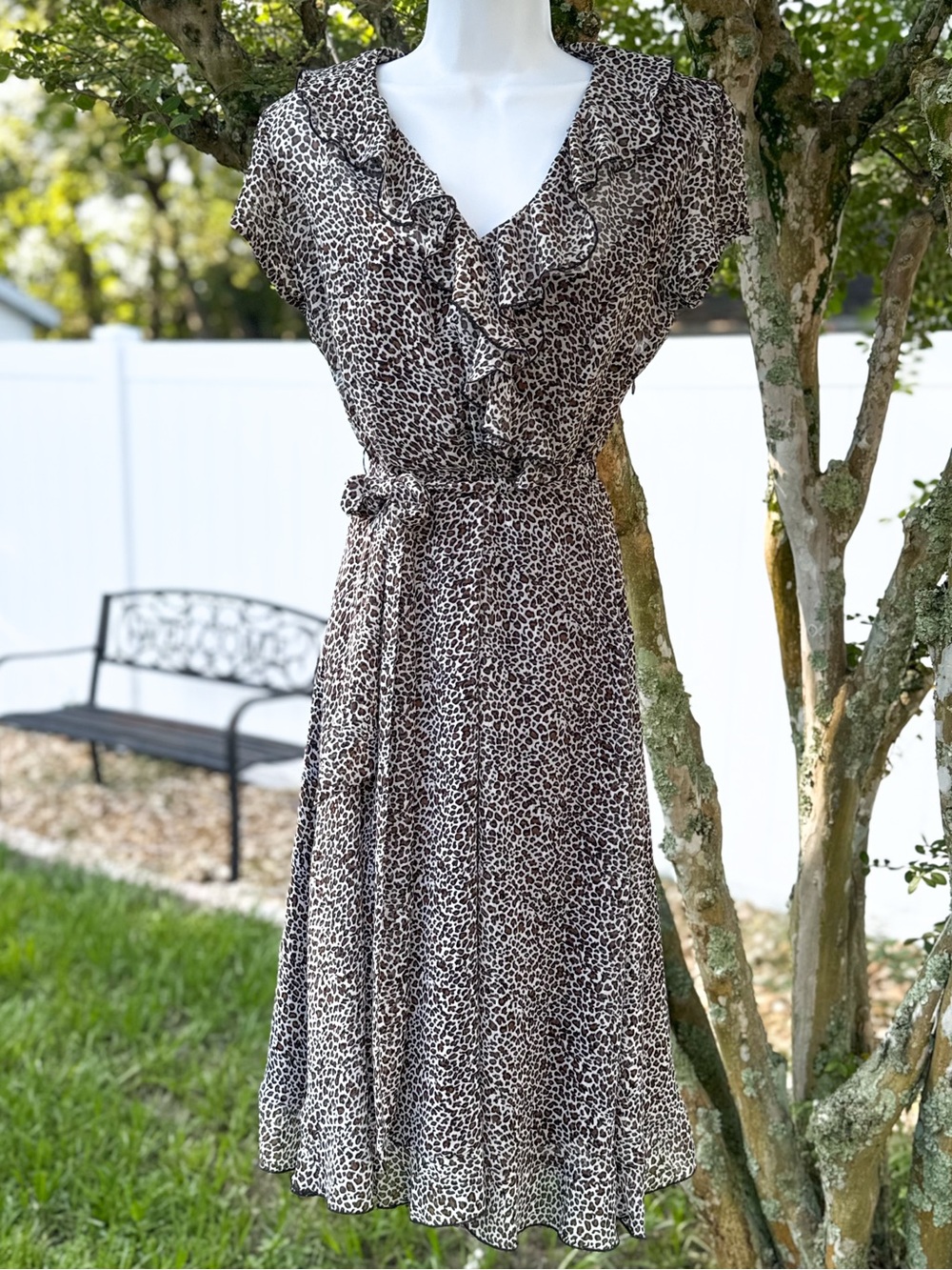 Dressbarn Size 6 Leopard Print Ruffle Neck Midi Dress Tie Waist Side Zip Lined